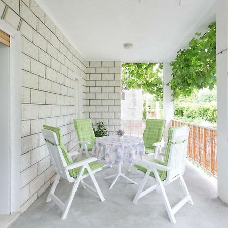 Apartman Zizula Apartment Kastela Luaran gambar